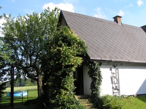 Chata Bílá Třemešná u svahu pro děti v Podkrkonoší