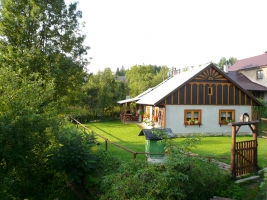 Chalupa Vendryně s venkovním bazénem a zahradou - Beskydy