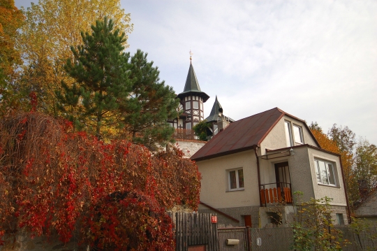 Chalupa Ledeč nad Sázavou s terasou a vyhledem na historické město - Posázaví