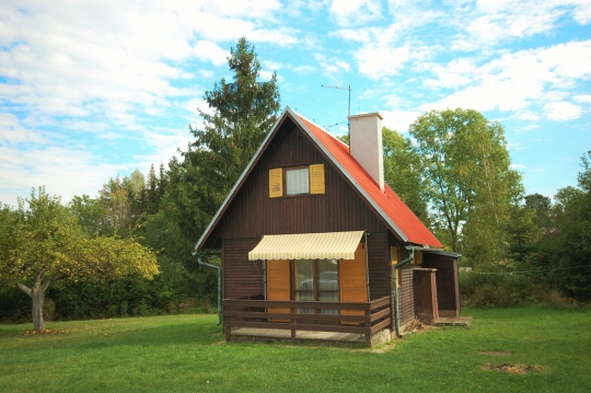 Chata Březka u Jinolic v blízkosti Jinolických rybníků a Prachovských skal - Český raj